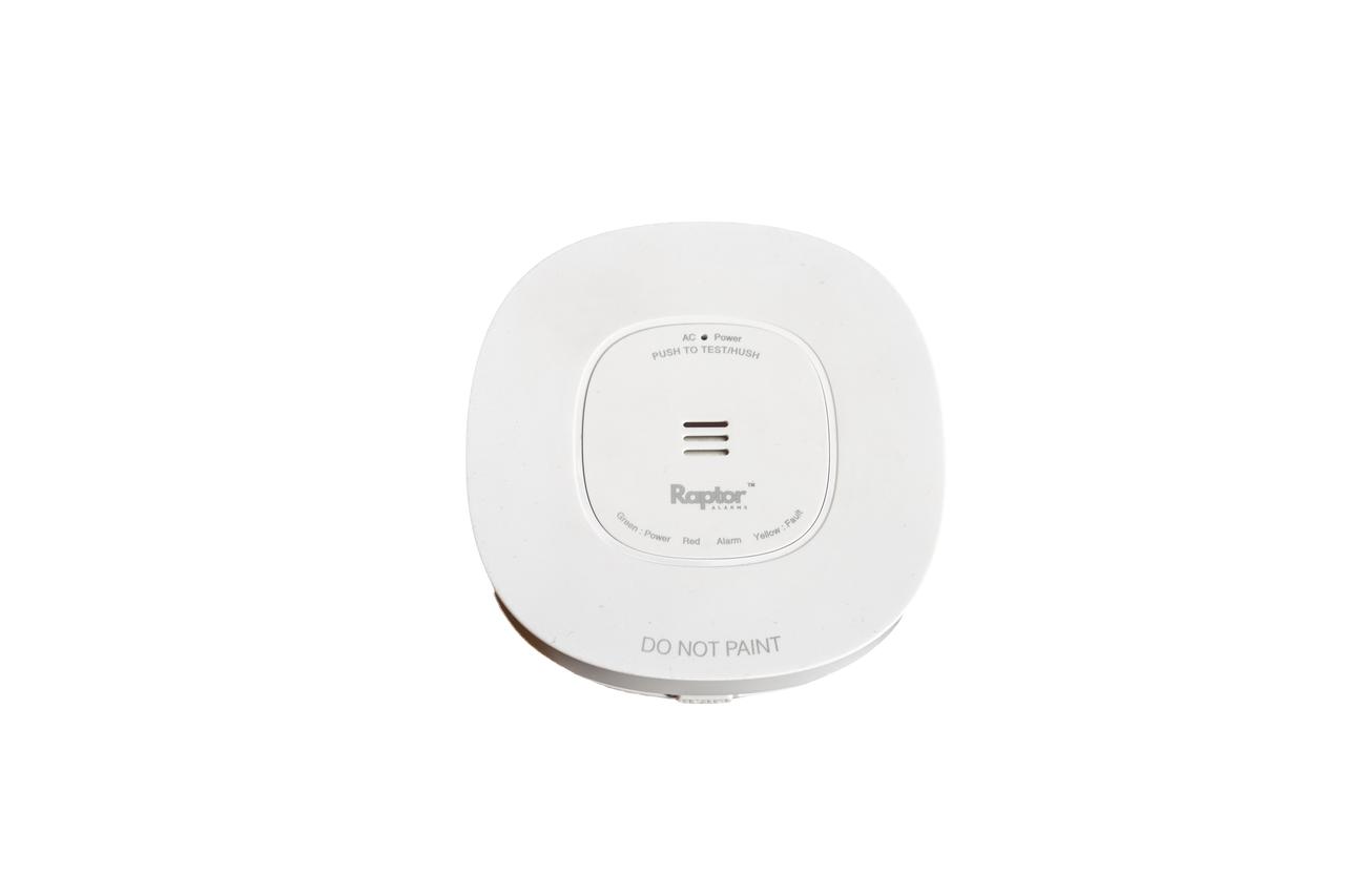 Compliant photoelectric smoke alarm