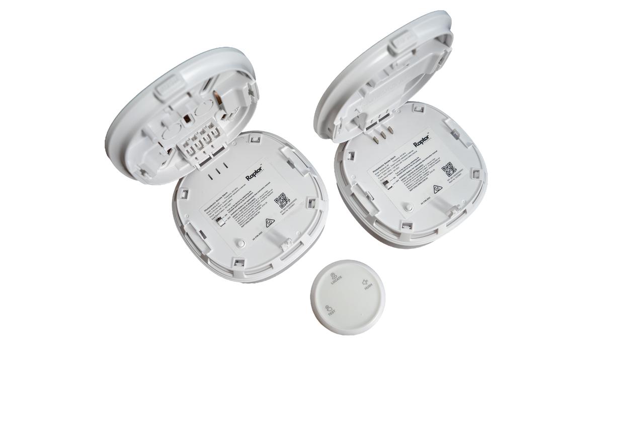 Photoelectric smoke alarm and controller